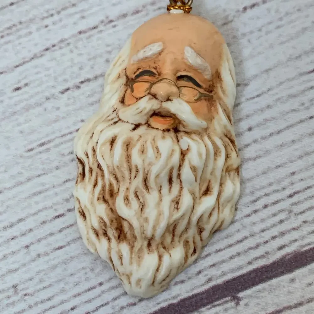 Santa Claus Face with Glasses Christmas Ornament and Magnet Plastic 2 5/8